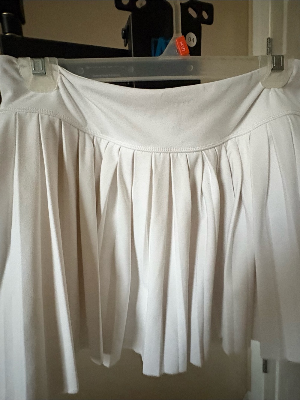 Women’s White Pleated Skort